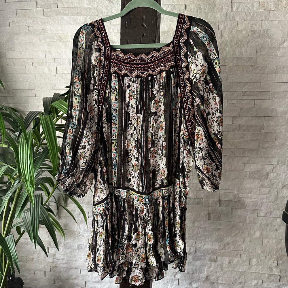 Free People “Dance Magic” Tunic Boho Embrodered Whimsigothic Floral Top Size M - Picture 2 of 9